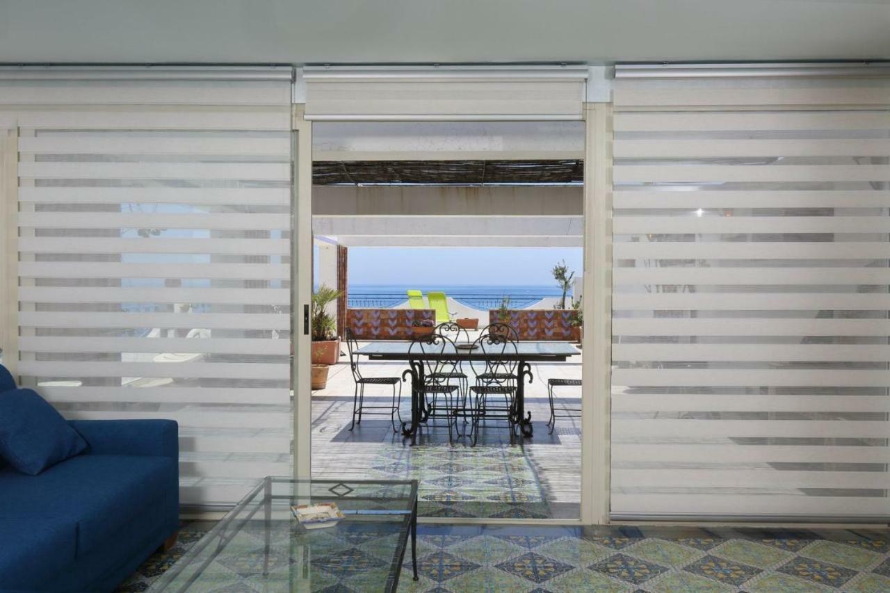 Il Cavalluccio Marino Apartment ซานตาเทเรซา ดี รีวา ภายนอก รูปภาพ