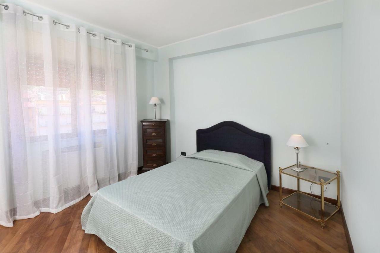 Il Cavalluccio Marino Apartment ซานตาเทเรซา ดี รีวา ภายนอก รูปภาพ